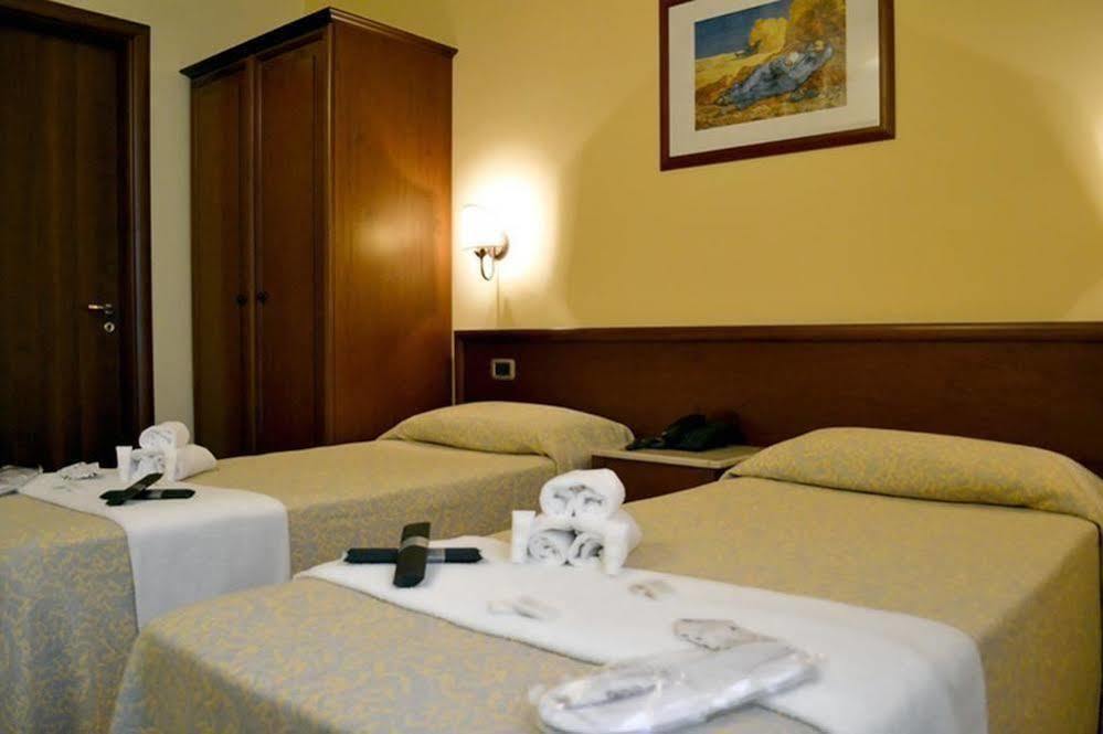 Hotel Gangi Piazza Armerina Buitenkant foto